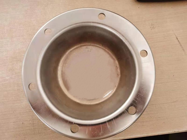 ختم أجزاء الرسم عن طريق تشكيل ورقة معدنية